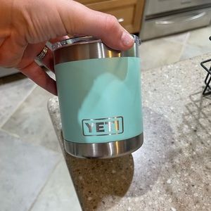 Yeti with Mag slide lid. Good Used Condition.